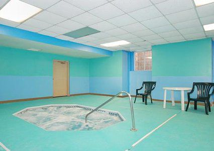 Econo Lodge Inn & Suites St. Clairsville Facilities photo